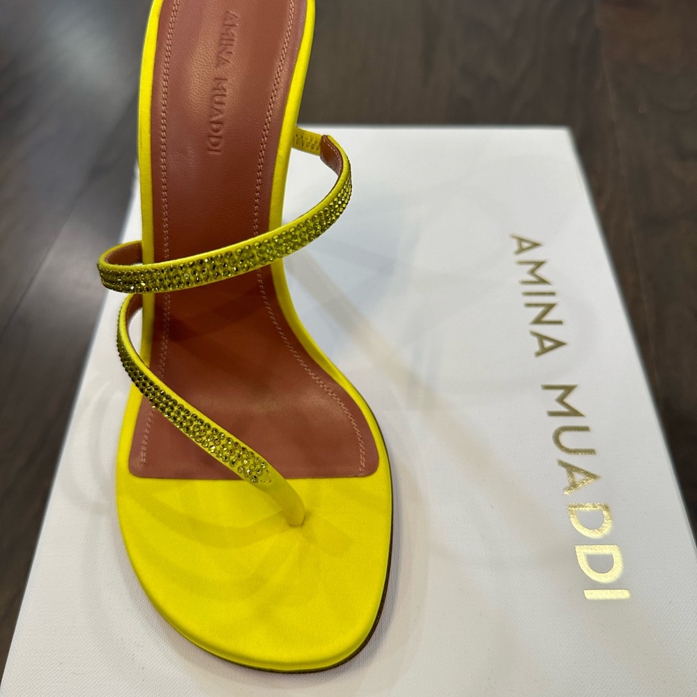 Amina Muaddi Brand New Yellow Crystal sandal. Size 37. - Picture 2 of 5